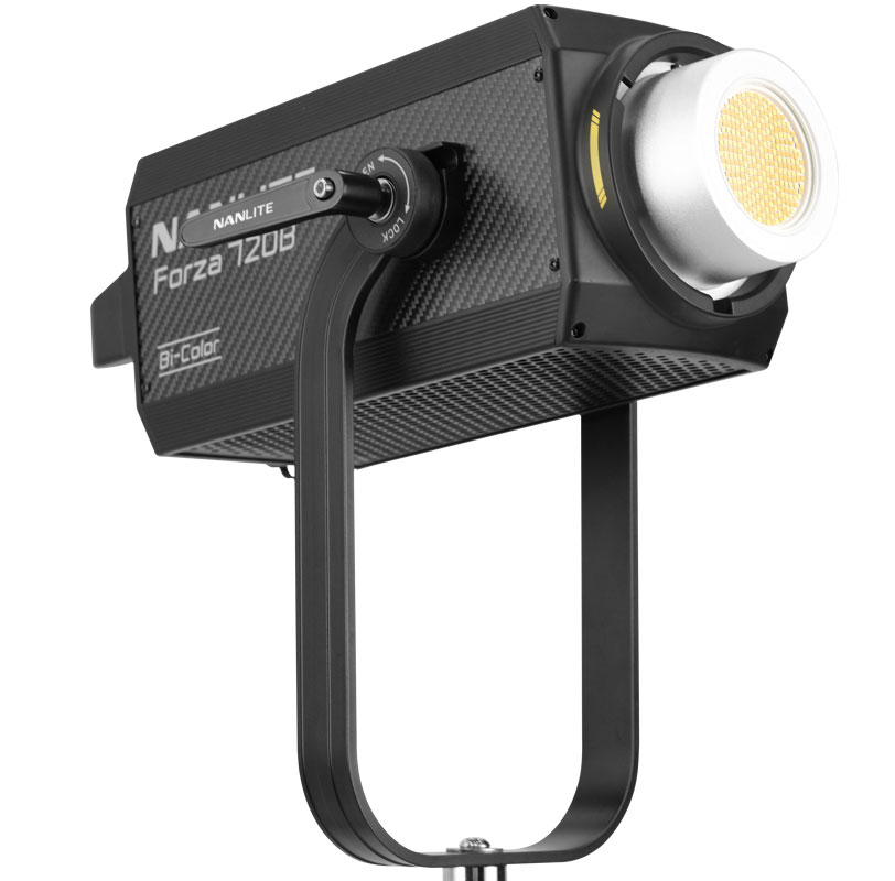 Forza-720b-monolight Forza 720B